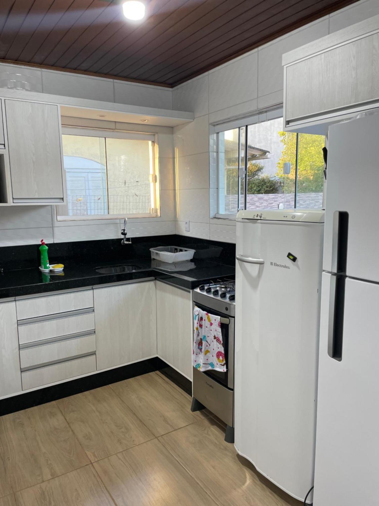 特拉曼达伊Casa Com Piscina Proxima Ao Mar别墅 外观 照片